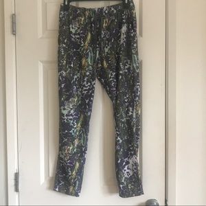 Lululemon Pants sz 4